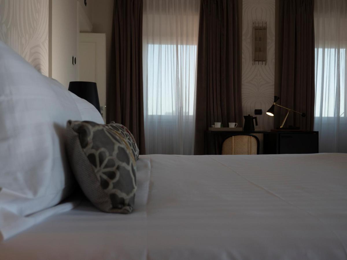 Ricciardelli Luxury Studios - Piazza Di Spagna Рим Екстериор снимка